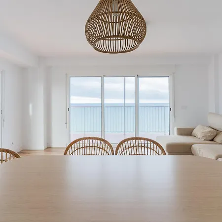 Ocean's Whisper: Les Palmeres Seaview Sanctuary Apartamento Valencia