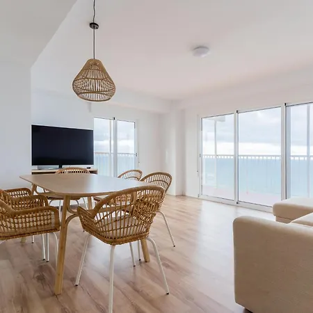 Ocean's Whisper: Les Palmeres Seaview Sanctuary Apartamento Valencia